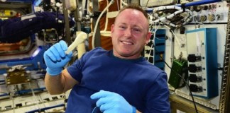 우주서 받은 데이터 3D프린터로 출력