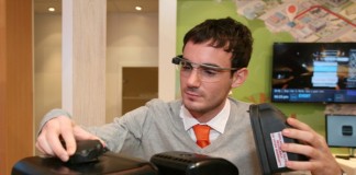 SKT, ‘비콘+구글글래스’로 B2B시장 진출